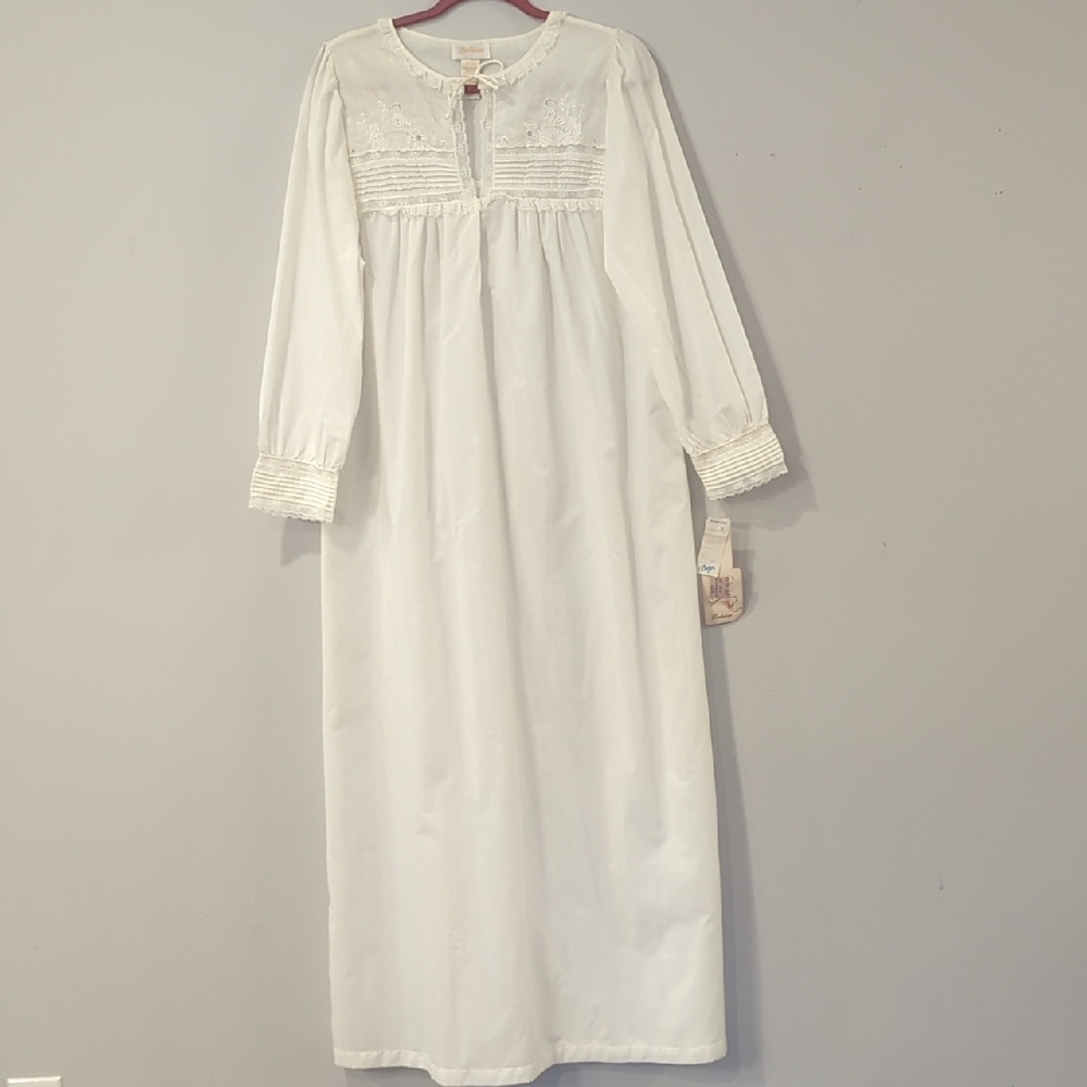 NWT Vintage Barbizon Nightgown White Lace Long‎ Sleeve